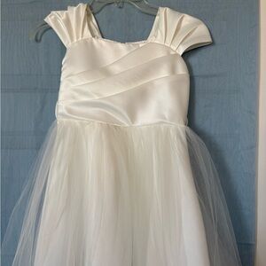 Elegant White Dress with Tulle Skirt